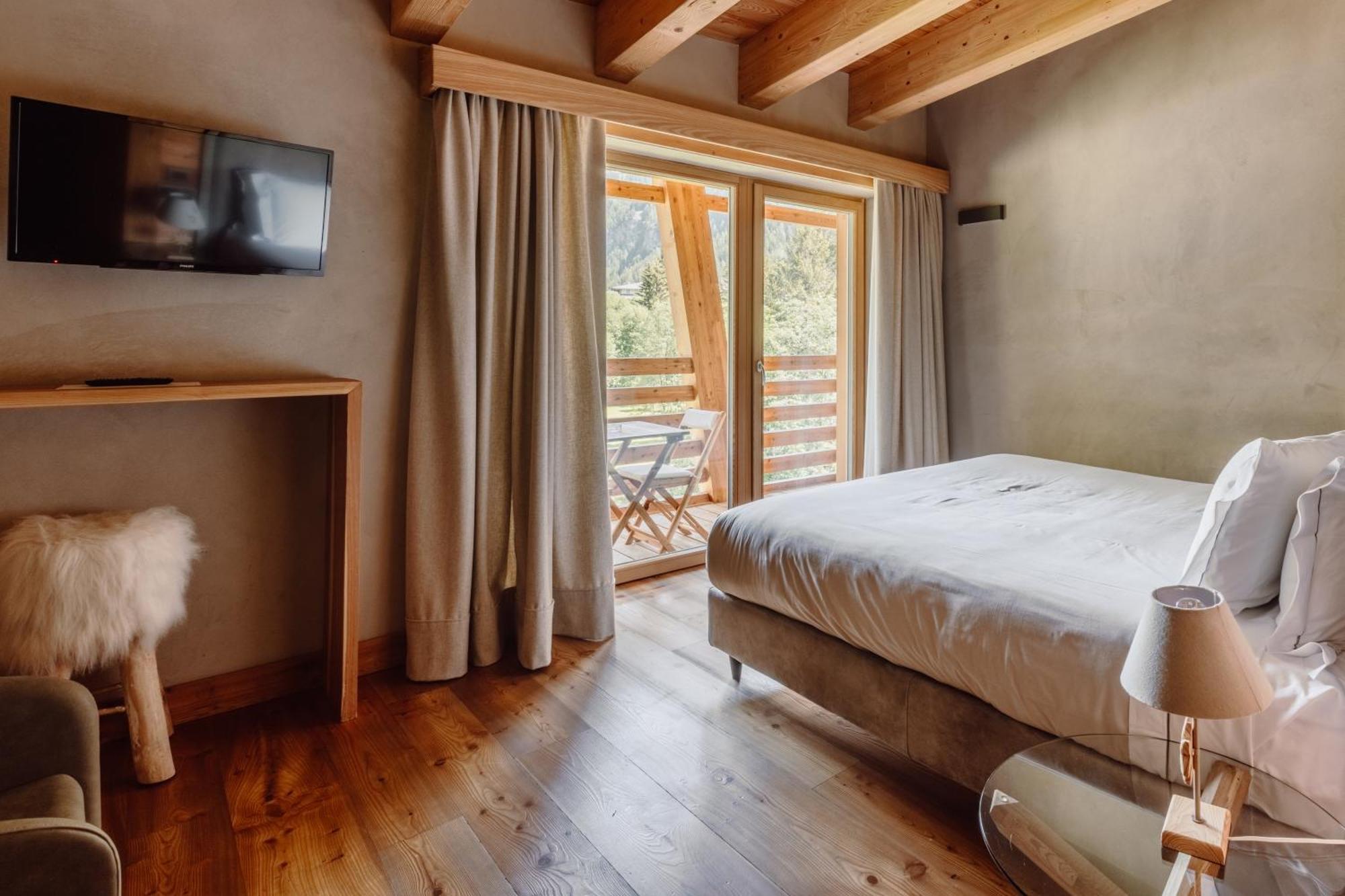 Au Charmant Petit Lac - Ecohotel Parc & Spa Champoluc Exteriér fotografie